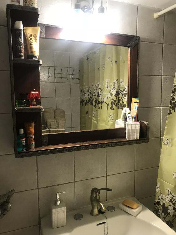 Anna's Traditional Hοme Apartment